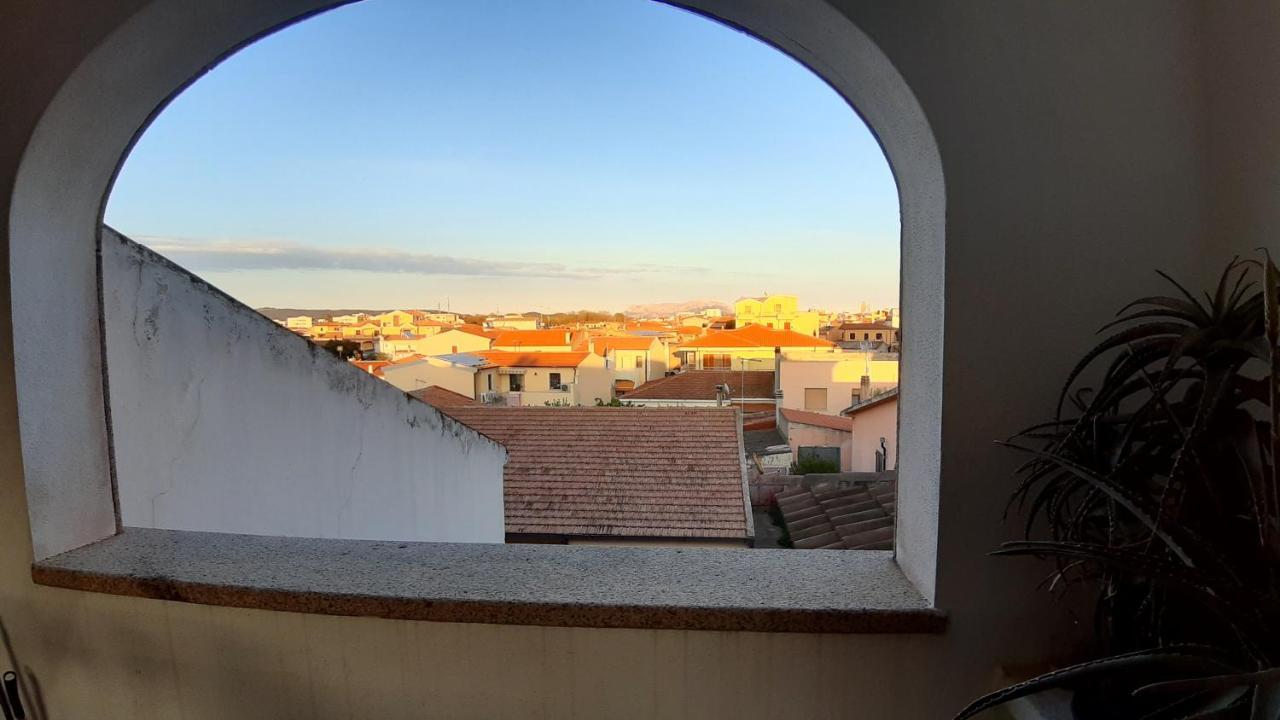 Appartement Lo Sguardo Sulla Citta' ,Panoramic View à Olbia Extérieur photo