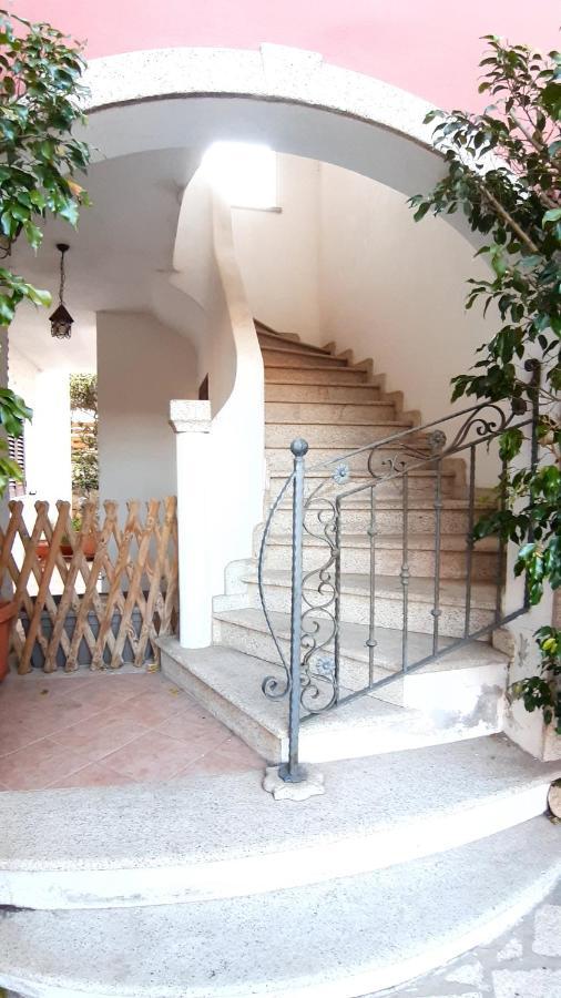 Appartement Lo Sguardo Sulla Citta' ,Panoramic View à Olbia Extérieur photo