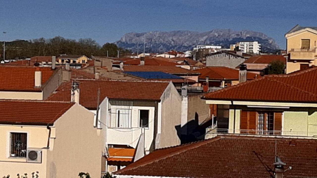 Appartement Lo Sguardo Sulla Citta' ,Panoramic View à Olbia Extérieur photo